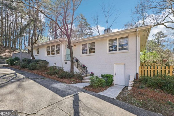 4011 Arden Way, Atlanta