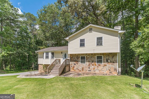 2645 Holly Berry Trail, Snellville