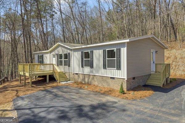 136 Poplar Drive, Dawsonville