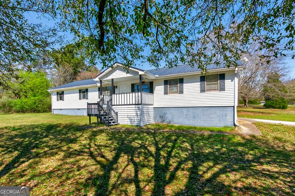 5 Hearthstone Drive Stockbridge