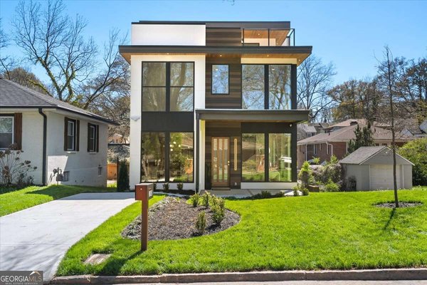 1342 Thurgood Street, Atlanta