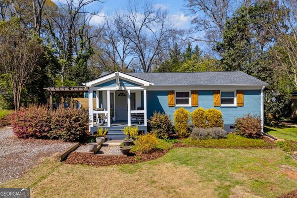 330 Pine Needle Road, Athens