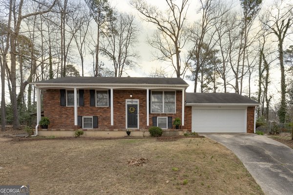 432 King Arthur Court, Jonesboro