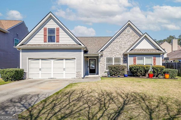 1372 Summer Hill Court, Sugar Hill