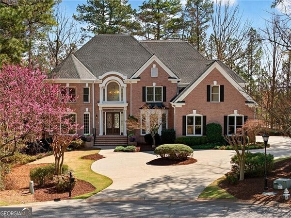 1090 Abingdon Lane, Alpharetta
