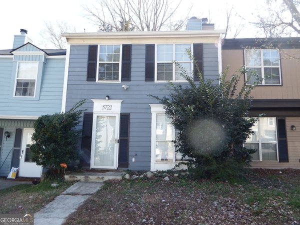 5722 Wells Circle Stone Mountain