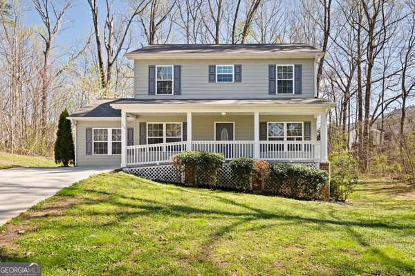 415 Heritage Row Woodstock