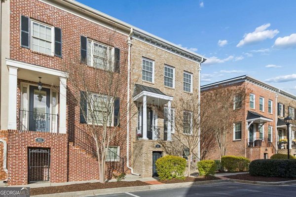 941 Persimmon Point, Atlanta