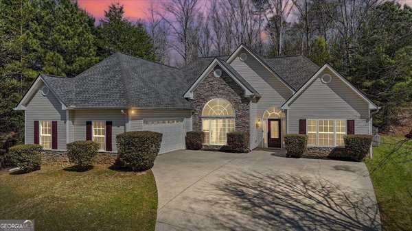 25 Cherokee Hills Drive, Rydal