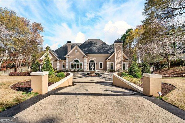 4979 Long Island Drive Atlanta