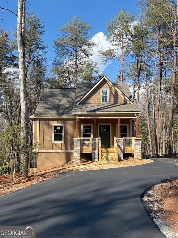 18 Creek Bend Point, Cleveland