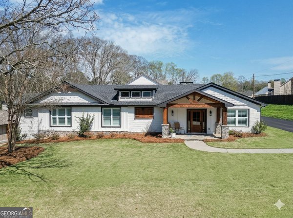 5435 Shadburn Ferry Road, Buford