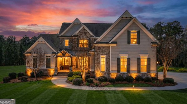 829 Christopher Road, Sharpsburg