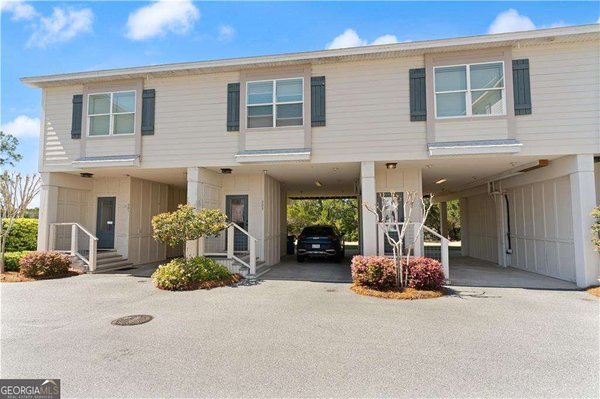 303 Hidden Harbor Way Brunswick