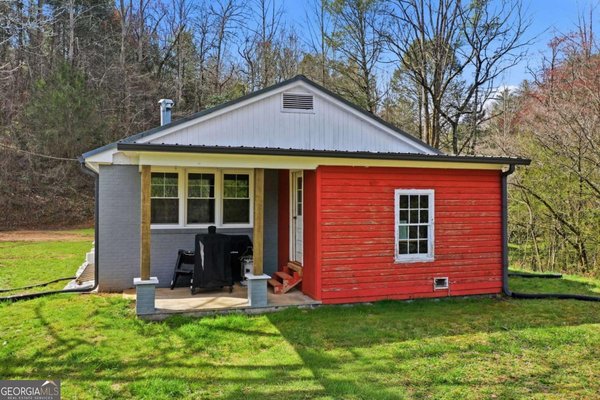 229 Seth Hyatt Road, Ellijay
