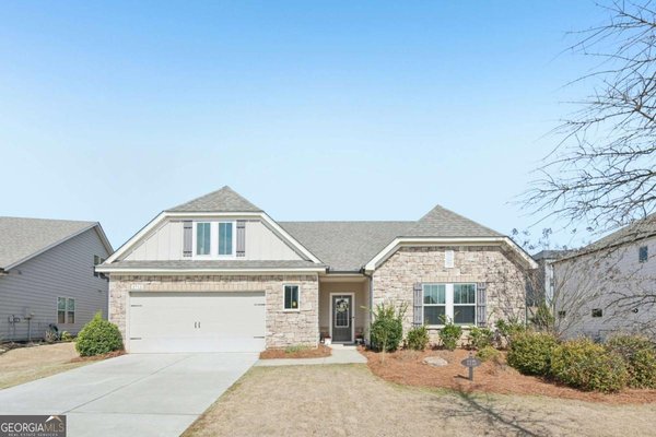 3715 Bridges Court, Cumming