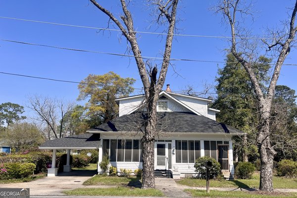215 Bethel Street, Eastman