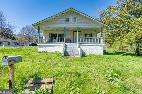 811 Schmitt Road, Rossville