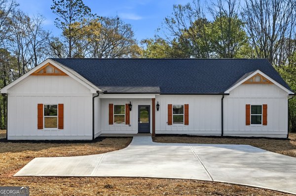 12C Sixth Street Griffin - main photo