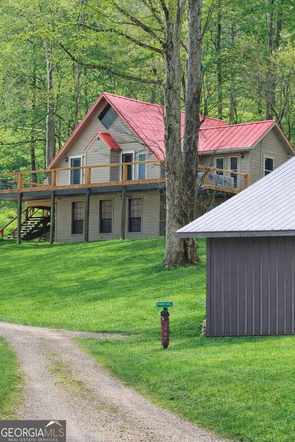 137 Blue Spruce Drive Blairsville