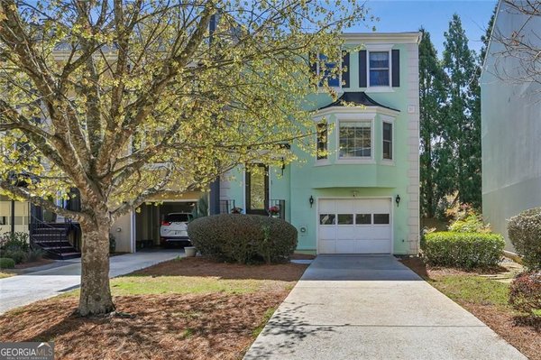 18 Sycamore Station, Decatur