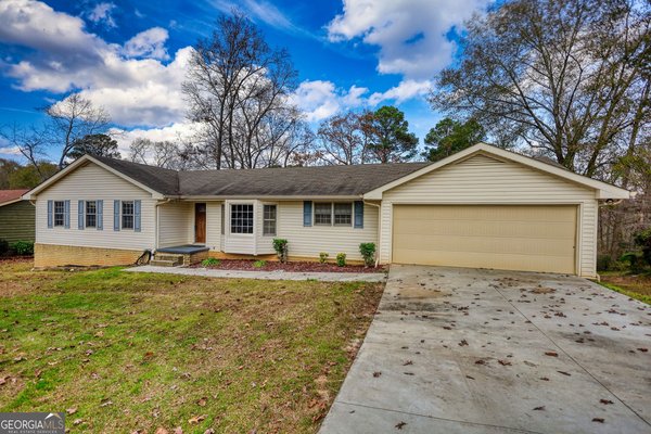 2289 Amberbrook Drive Conyers