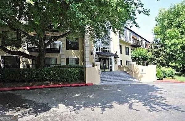 3202 Pine Heights Drive, Atlanta