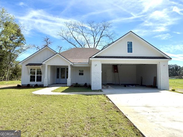 1002 Bear Creek Road Adel - main photo