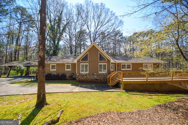 320 Sherwood Road, Fayetteville