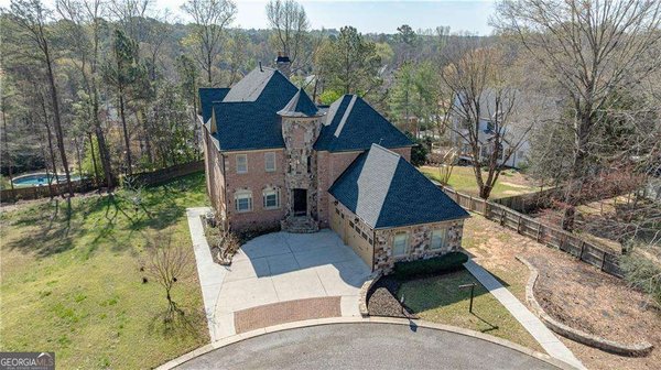 7611 Regency Circle Atlanta