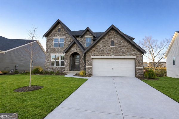 72 Clear Lake Parkway, Hoschton