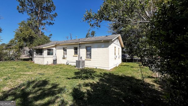 406 Hickory Street Douglas