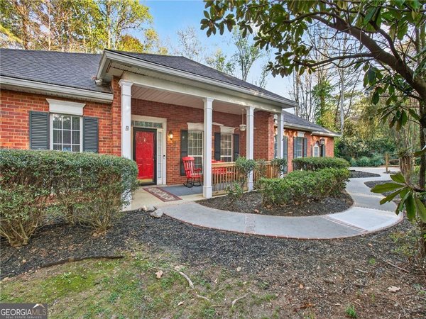 2038 Buford Dam Road, Buford