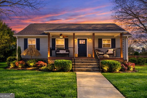 15 Taylor Street Summerville - main photo