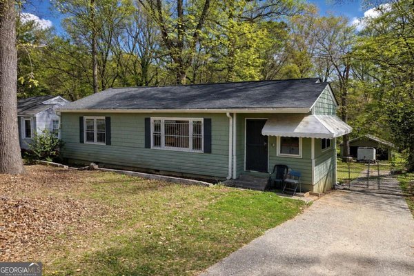 2286 Carey Drive Atlanta