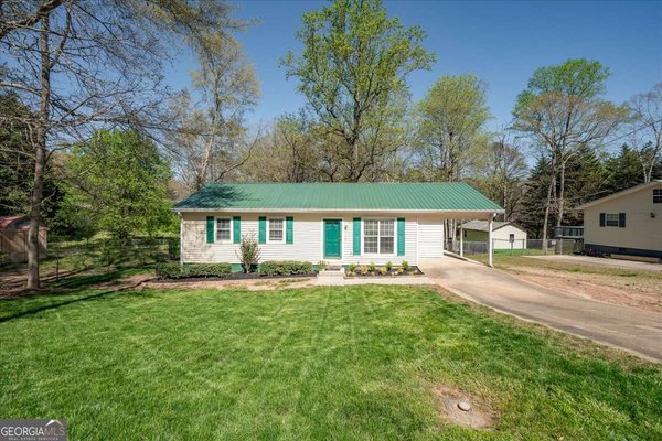 5638 Nacoochee Street, Lula