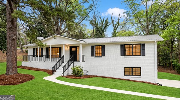 215 Rivermont Road, Athens