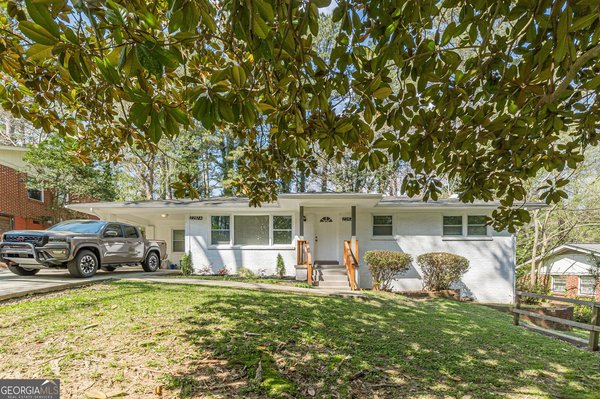 2287 Mulberry Street East Point