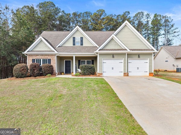 6611 Station Drive, Clermont