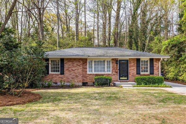 868 Scott Circle, Decatur