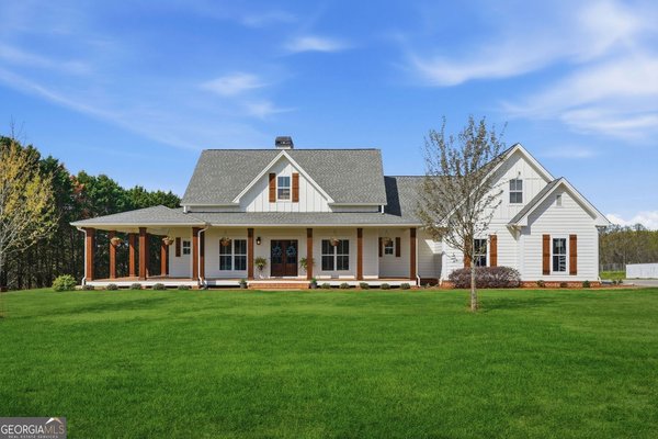 255 Benton Road, Jefferson