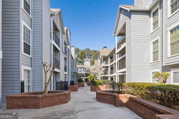 309 Granville Court, Atlanta