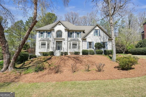 1815 Windsor Wood Drive Roswell