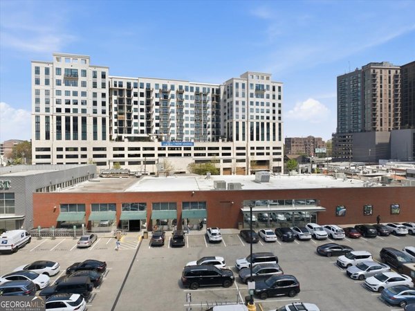 3040 Peachtree Road, Atlanta