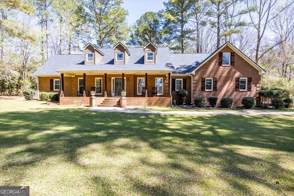 140 Red Fox Run, Macon