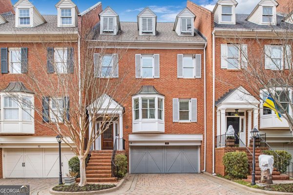 3685 Peachtree Road Atlanta - main photo