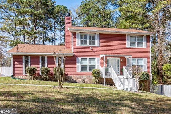 3044 Periwinkle Drive Snellville - main photo