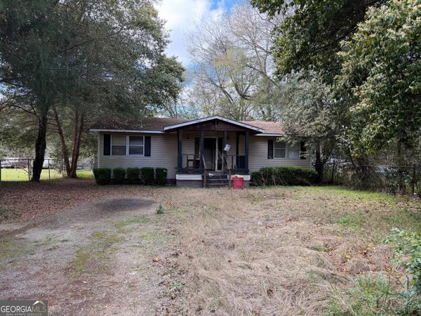 709 Plant Street Montezuma