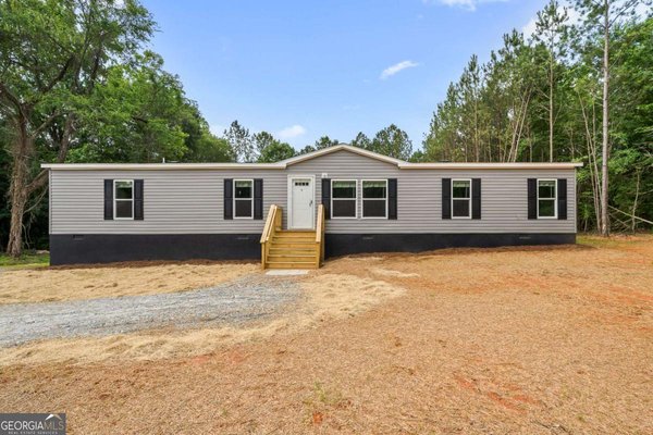 1617 Sweet City Road, Elberton