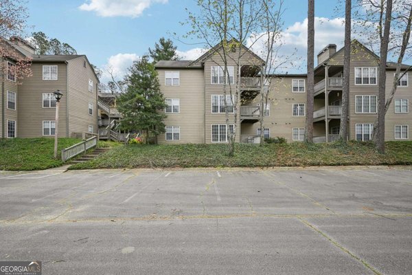 1006 Mill Pond Drive, Smyrna